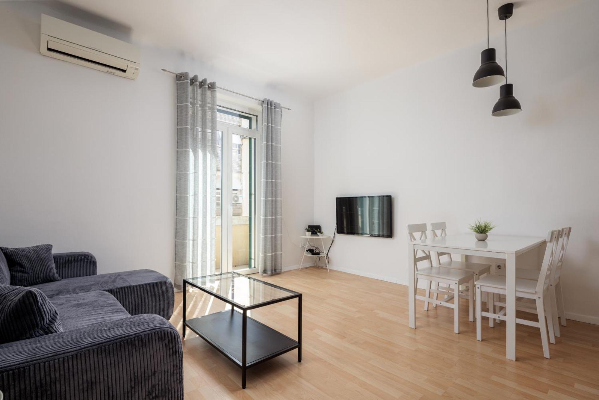 Lux Centre Apartment